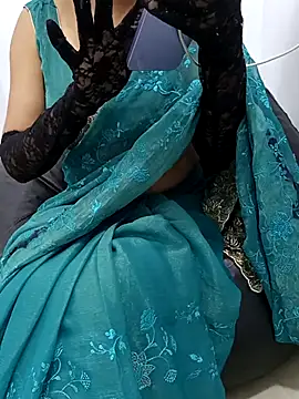 Your DreamGirl   online show from November 29, 11:14 am