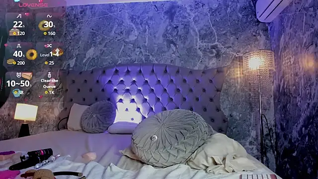 Ada Turner online show from December 1, 8:33 pm