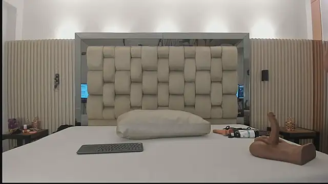 noah pariss online show from March 13, 12:17 pm