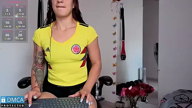 scarlett fire5 online show from June 27, 5:19 pm