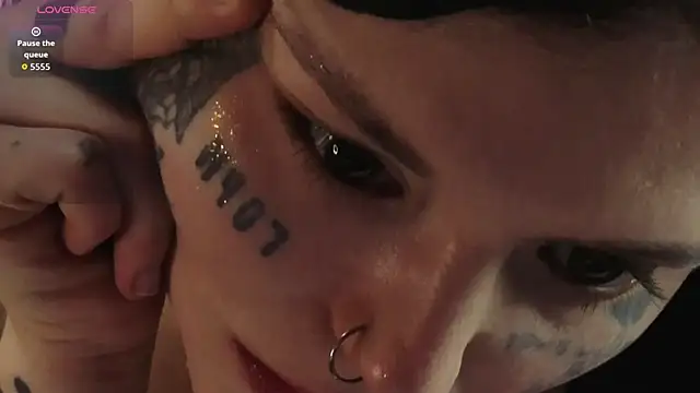 Ada Manson online show from November 17, 6:41 pm