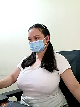 Stacysfeet online show from November 28, 6:00 pm