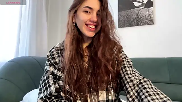 ScaNovaXen  online show from February 3, 8:08 am