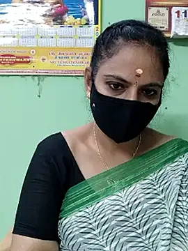 Queen-Neha online show from December 2, 8:44 pm