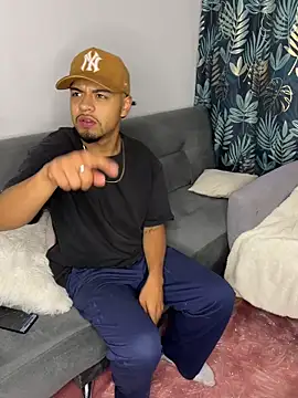 VioleeSaenz online show from March 2, 5:19 am