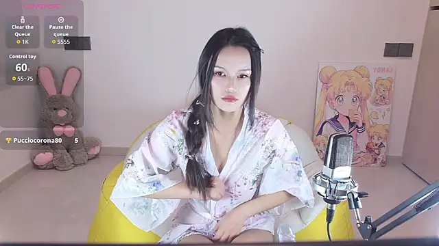 xiaoyiyi-0 online show from November 17, 3:13 pm