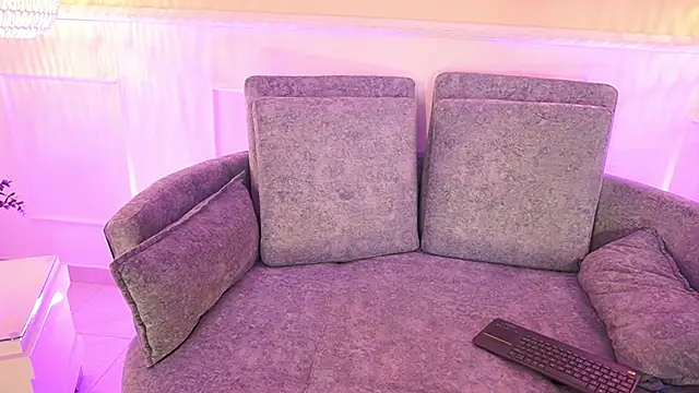 MeganLowell online show from February 19, 8:40 pm