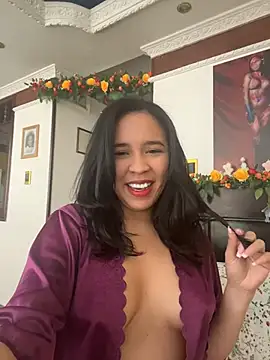 Esmerald 1111 online show from June 28, 2:23 pm