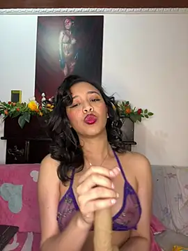 Esmerald 1111 online show from July 17, 11:14 am