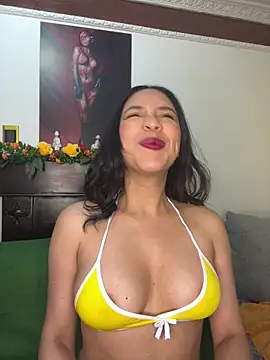 Esmerald 1111 online show from April 28, 11:14 am
