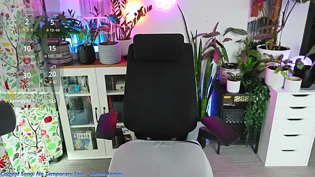 xzoeyryanx online show from February 16, 7:03 pm