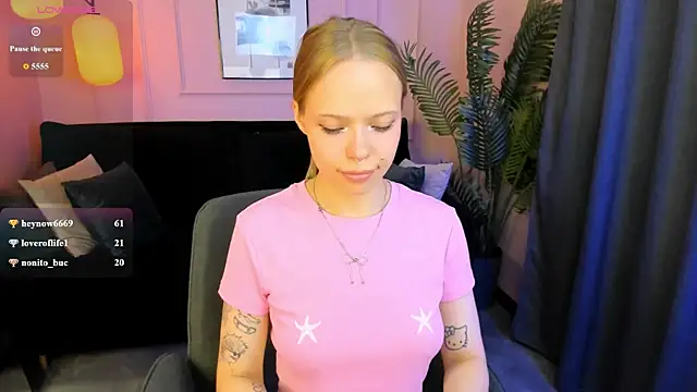 lucy loy online show from June 14, 8:36 am