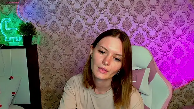 Ursula Andres online show from July 5, 3:07 pm