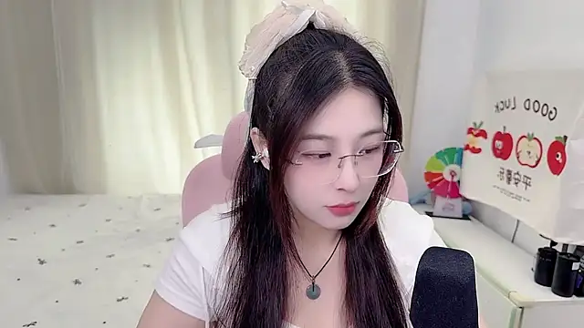 TTtia  online show from June 11, 3:25 am