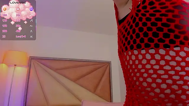 MarieTaylor  online show from March 13, 6:20 pm