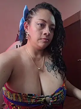 lore strip online show from November 23, 5:36 pm