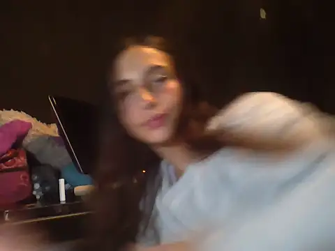 MilaFernandez online show from November 28, 3:31 am