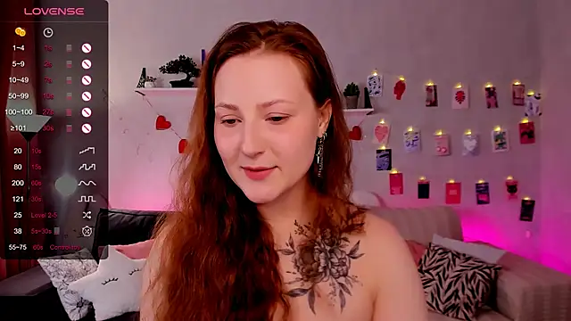 velvet cherry  online show from January 17, 9:39 am