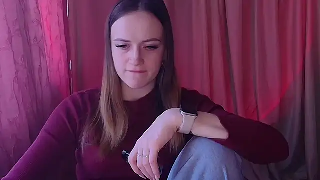 Illa May online show from March 12, 10:40 am