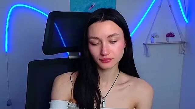 Stella XO online show from April 30, 5:45 am