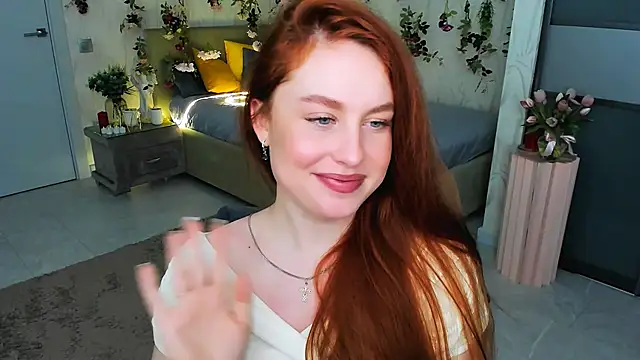 AirySilhouette online show from May 1, 9:07 pm