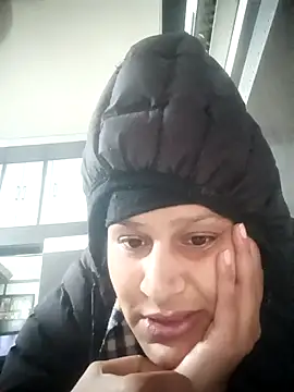 Ariana101 online show from November 30, 7:12 am