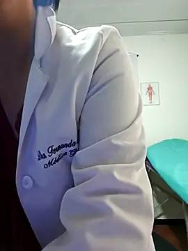 JustSamantha  online show from March 6, 12:22 pm