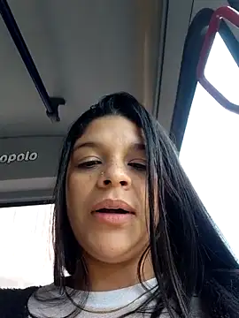 Layla-daring online show from June 6, 7:09 pm