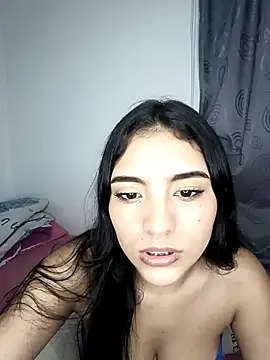 Selenajones yb online show from November 29, 10:47 pm