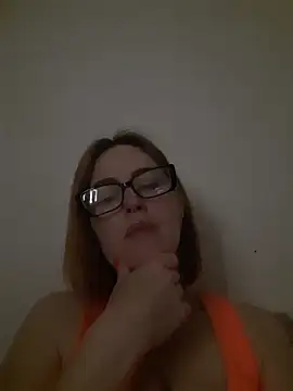 LanaOlbenst online show from June 23, 7:01 pm