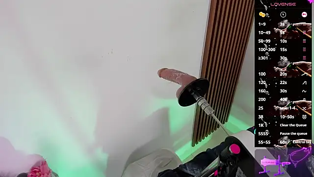 Latina candy01 online show from January 7, 8:01 pm