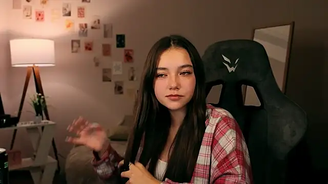 Vexorine online show from November 24, 8:33 pm