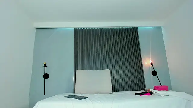 mia dollce online show from July 24, 11:41 am