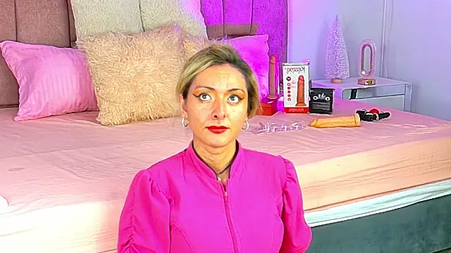 Lunitaa Diva online show from December 19, 2:53 pm