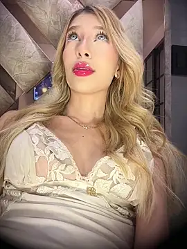 valeryfox   online show from June 12, 12:29 am
