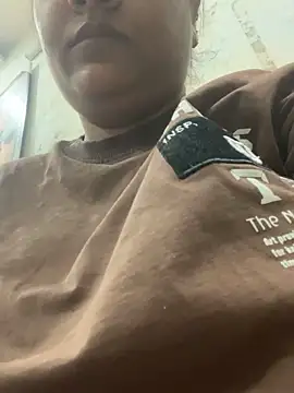 ClassyQueen online show from November 26, 5:08 am