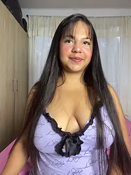 katthyasmitth online show from April 4, 11:09 am