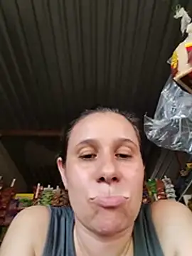 MIA-LARIOS online show from June 29, 9:47 pm