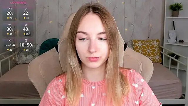 Shy Polly online show from March 16, 12:02 am