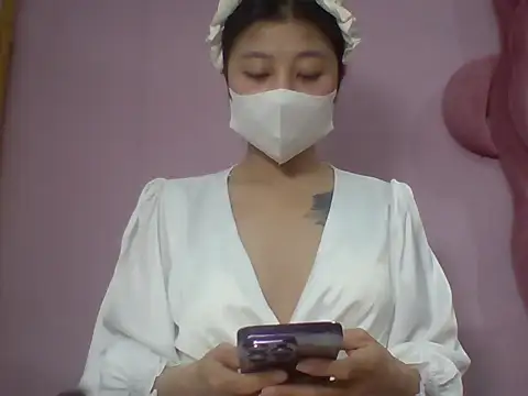 Pinkool21 online show from November 25, 3:25 pm