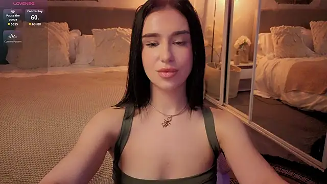 ShyColette online show from July 10, 5:19 am