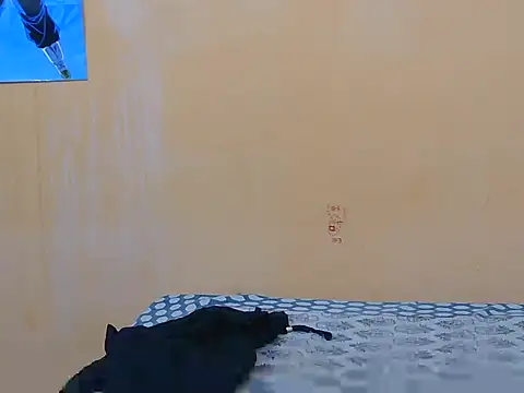 Honey Baby1 online show from February 28, 6:24 am