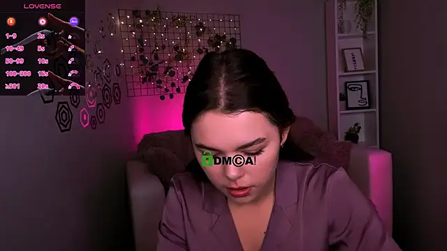 maddycats online show from December 13, 8:48 pm