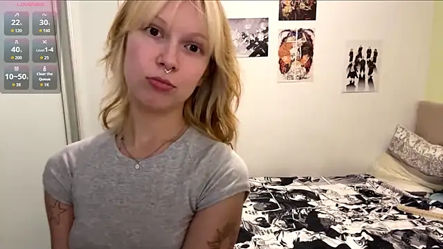 ElfriedaZwack online show from June 22, 7:33 pm