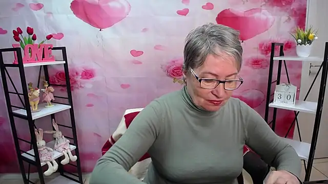 OlgaLuck online show from April 30, 5:23 am