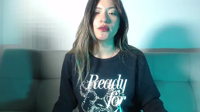 hanna  jones7 online show from March 15, 1:51 am