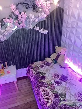 Kitty Bms  online show from December 13, 7:53 pm