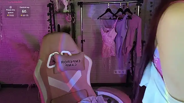 miiss jessica online show from March 13, 2:46 am