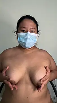 aricub online show from March 8, 10:35 pm