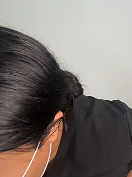 aricub online show from February 5, 2:36 am